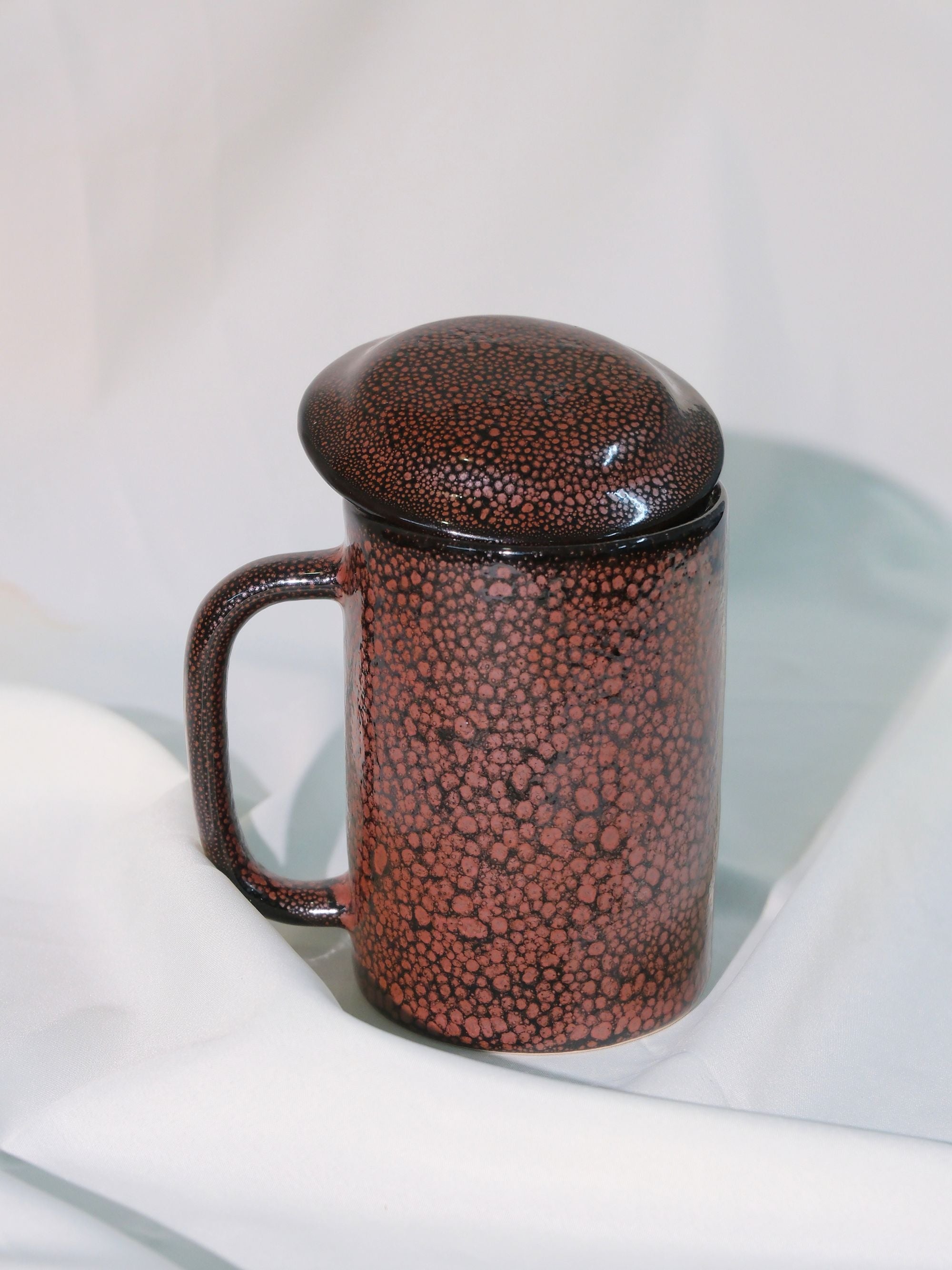Handmade Ceramic Tea Cup with Lid – Stoneware Tea Cup for Daily Rituals